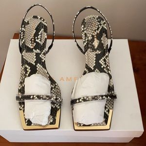 Brand new Good American sling backs!